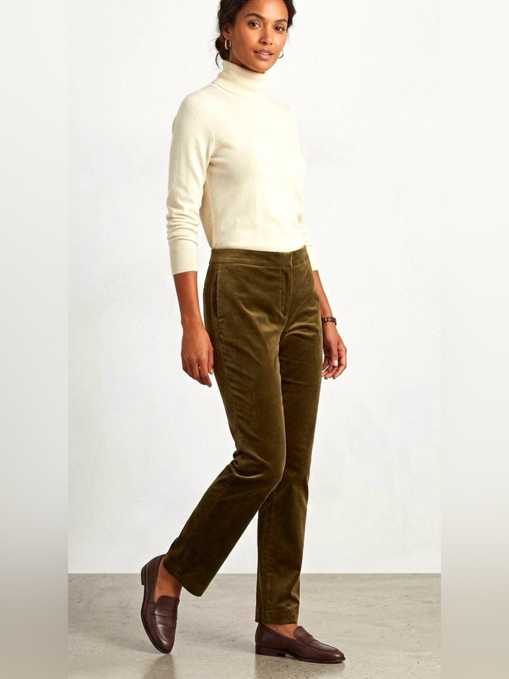 Lauren Ralph Lauren Pants Olive Green Velvet Straight Leg Women’s Size 4 Luxury